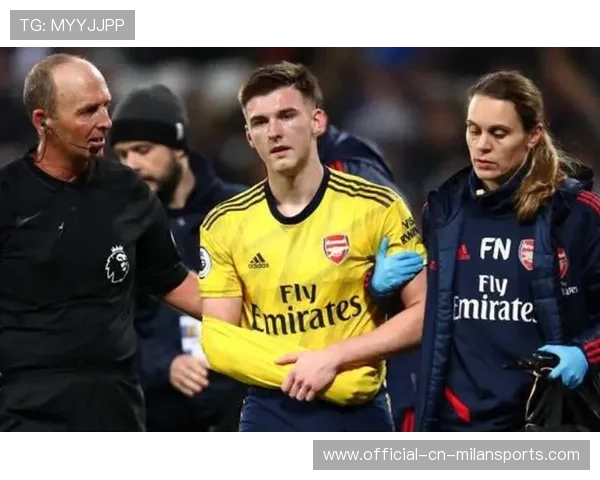 瓜帅爆改20岁新星!1米93踢边后卫现在有望冲击三狮主力 瓜帅爆改20岁新星!1米93踢边后卫现在有望冲击三狮主力