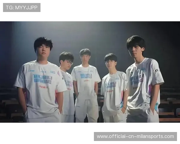 BLG下路双人线强压塔皮，开局直接吃满资源